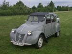 The same Citroen 2cv 